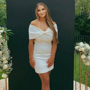 Meshki Best seller Gwyneth Off Shoulder Bow Mini Dress - White- Large